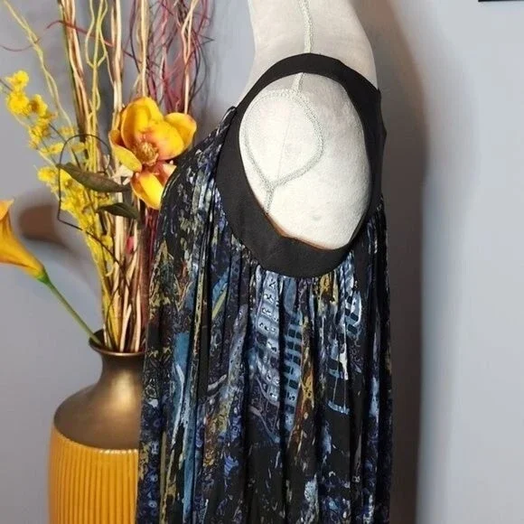 Vivienne Tam City Scape Blue Combo Dress Size Medium NWT - Picture 6 of 15